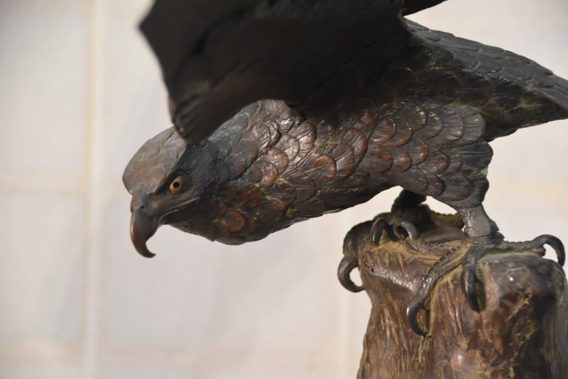 Japanese Bronze Eagle Statue Width:660mm - Image 5