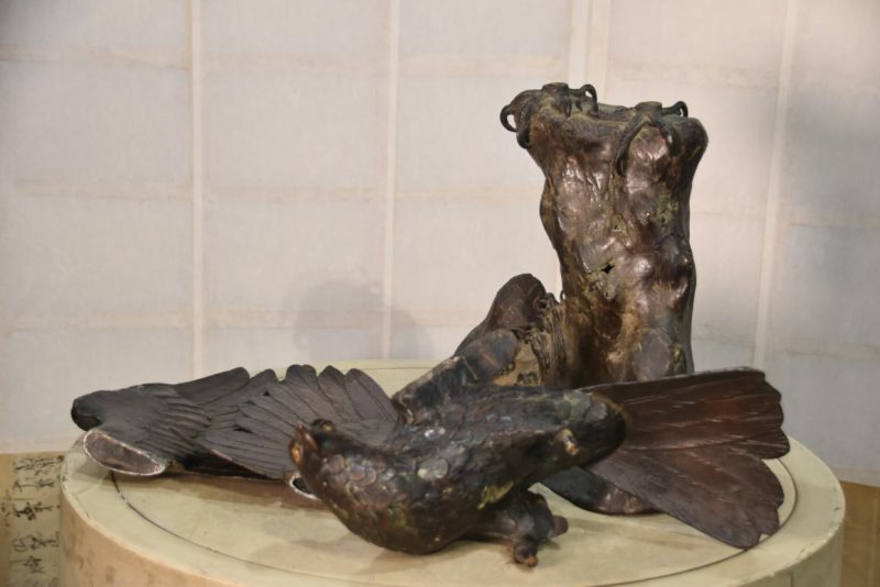 Japanese Bronze Eagle Statue Width:660mm - Image 4