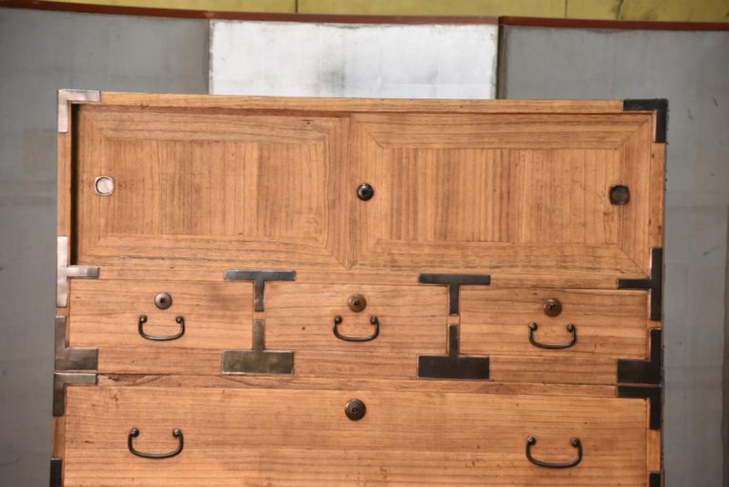 Vintage 8 Drawer Clothing Chest (3 Sections) Width:940mm - Image 8