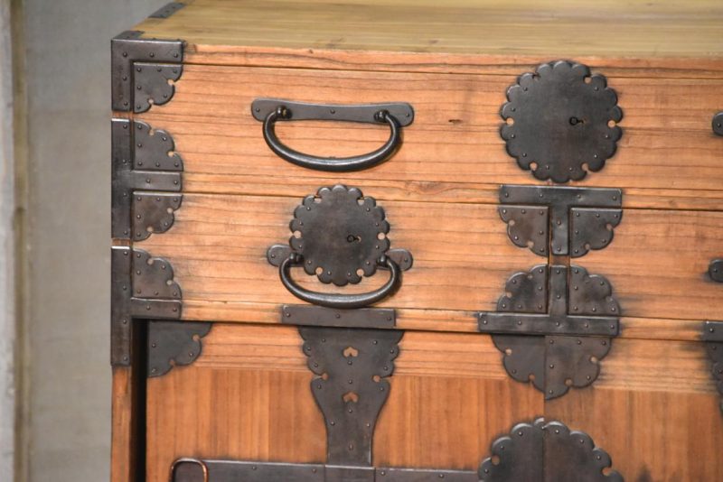 Early Meiji Period Tokyo Region Merchant Chest Width:790mm - Image 9