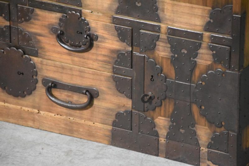 Early Meiji Period Tokyo Region Merchant Chest Width:790mm - Image 8