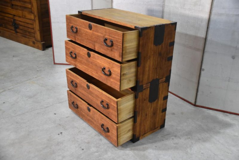 Antique 4 Drawer Clothing Chest (2 Sections) Width:842mm - Image 6