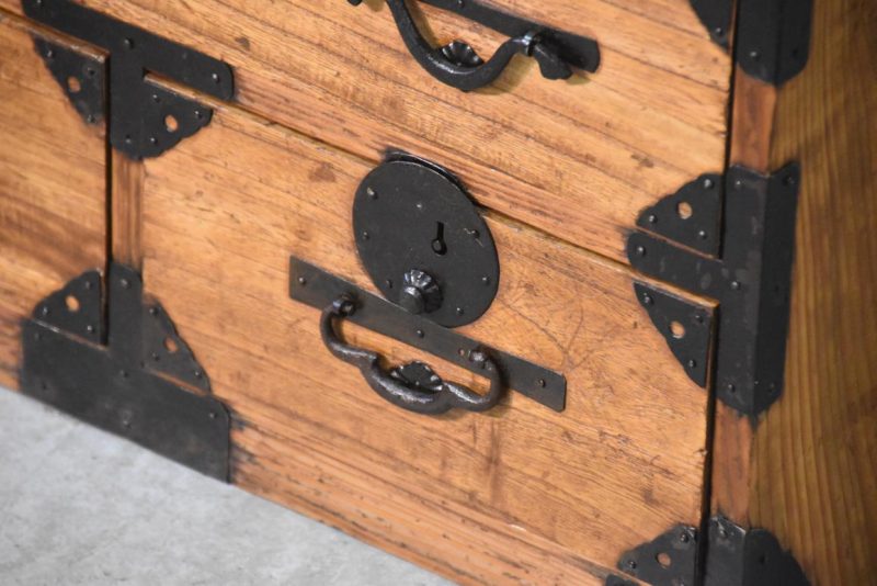 Antique Kodansu Small Chest Width:580mm - Image 7