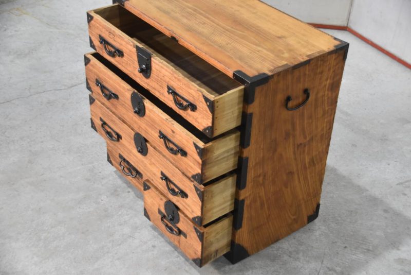 Antique Kodansu Small Chest Width:580mm - Image 6