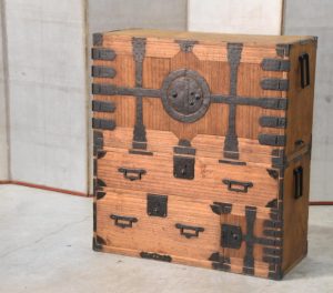 Antique Japanese Kannon Biraki Isho Tansu Clothing Chest 2 Sections Width: 940mm