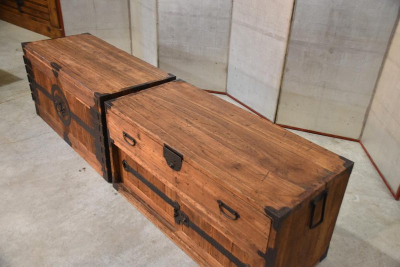 Edo Period Kannon Biraki Tansu Clothing Chest on Chest Width:1060mm - Image 4