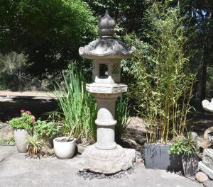 Antique Garden Lantern from Kyoto Height:2460mm