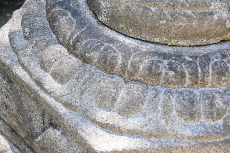 Antique Granite Garden Lantern Height:3300mm's - Image 4