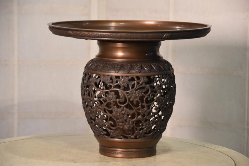 Bronze Usubata Vase:Width 330mm