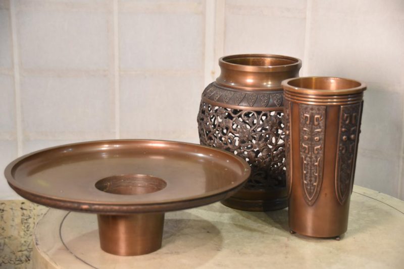 Bronze Usubata Vase:Width 330mm - Image 5