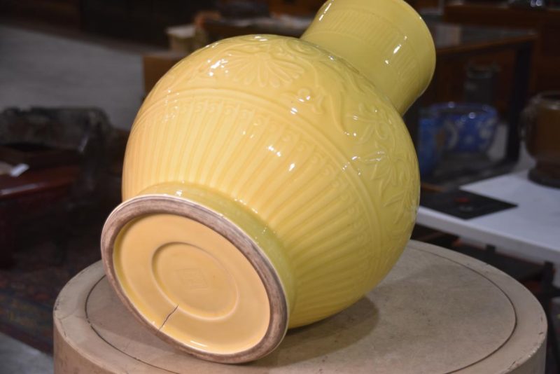 Japanese Yellow Celadon Vase Height:520mm - Image 5