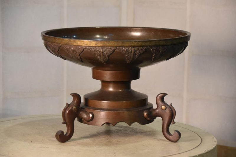 Japanese Bronze Usubata Vase Width:340mm - Image 7