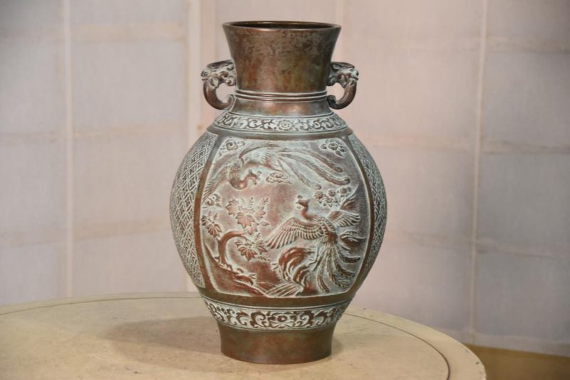 Japanese Seido Bronze Vase Height:330mm - Image 6
