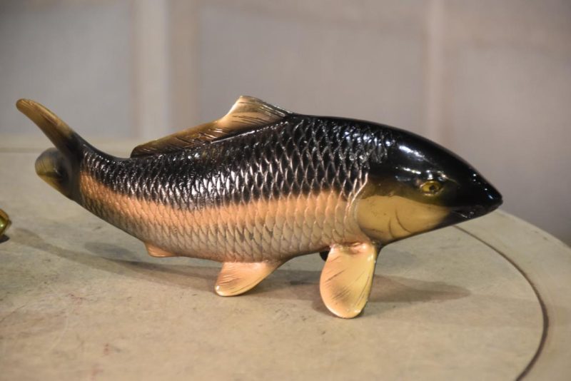 A Pair of Bronze Koi Okimono - Image 5
