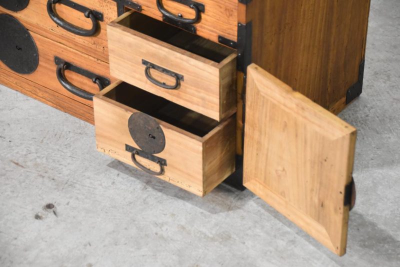 Tokyo Region Merchant Chest Width:770mm - Image 6