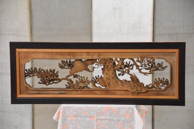 Japanese Carved Wooden Rama Transom with lacquered frame Width:1220mm - Image 2