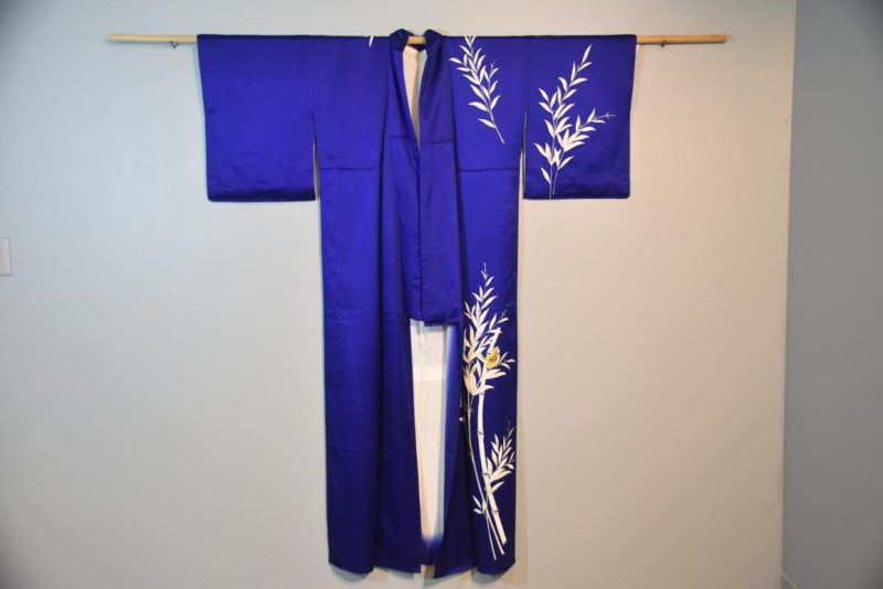 Japanese Blue Silk Kimono - Image 5