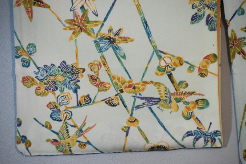 Japanese Pale Green Silk Kimono - Image 3