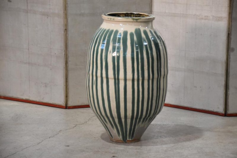 Shigaraki Drip Glaze Tsubo Urn Height:740mm