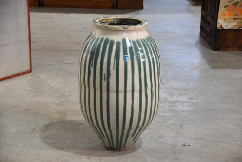 Shigaraki Drip Glaze Tsubo Urn Height:740mm - Image 4