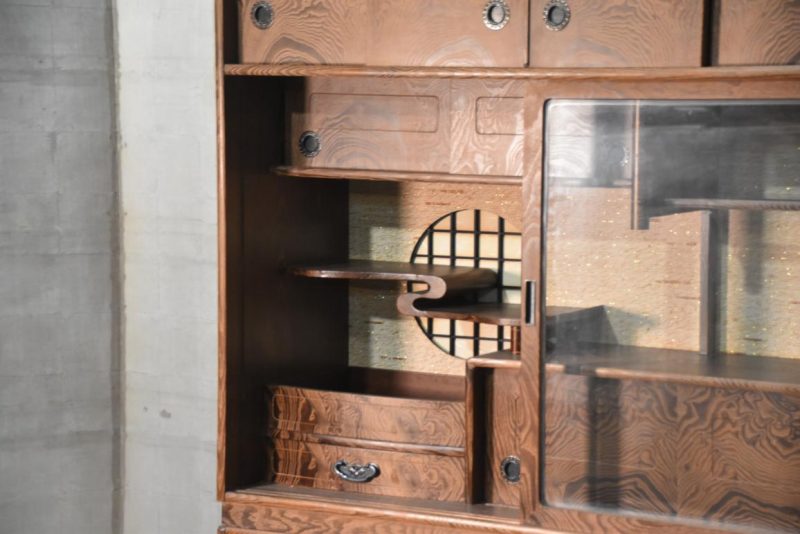 Cha Dansu Kazari Dana Tea Utensil and Display Chest Width:1065mm - Image 13