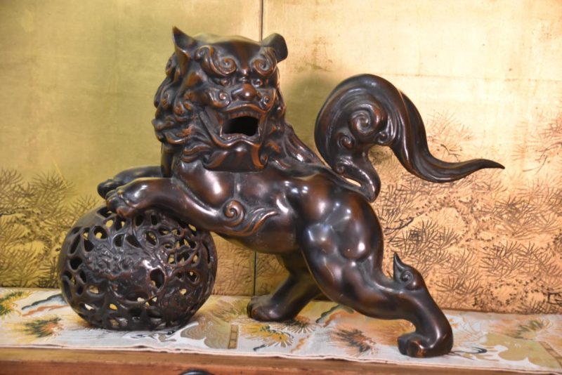 Japanese Cast Iron Lion Dog Shishi Width:530mm - Image 2