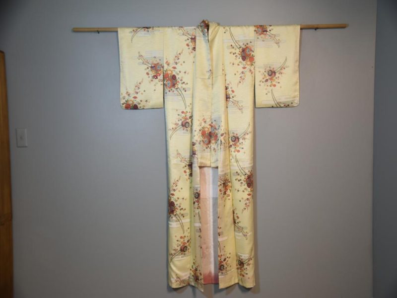 Japanese Vintage Silk Kimono - Image 4