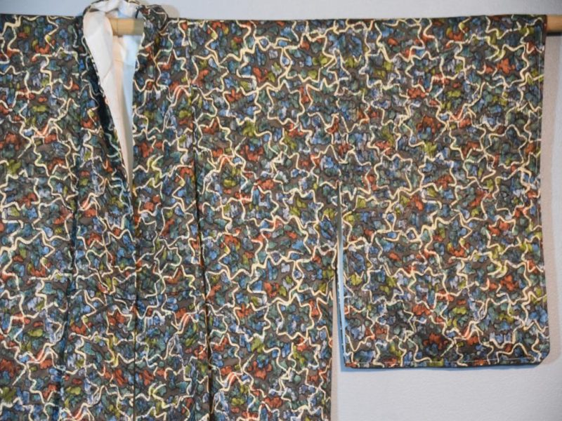 Japanese Vintage Silk Kimono - Image 4