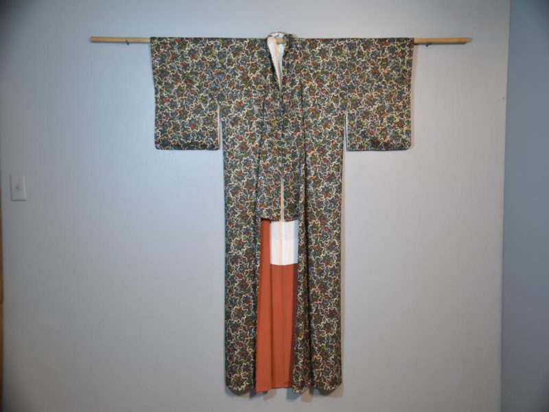Japanese Vintage Silk Kimono - Image 3