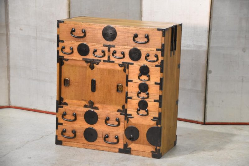 Tokyo Region Merchant Chest Width:790mm