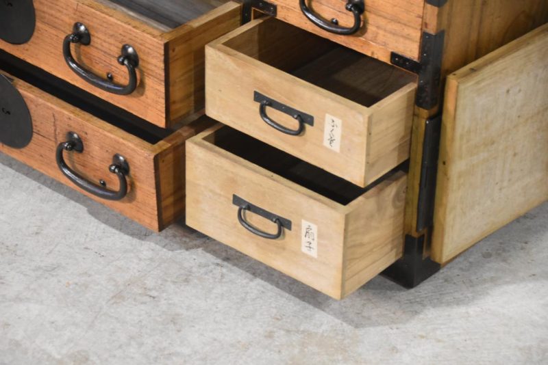 Tokyo Region Merchant Chest Width:790mm - Image 5