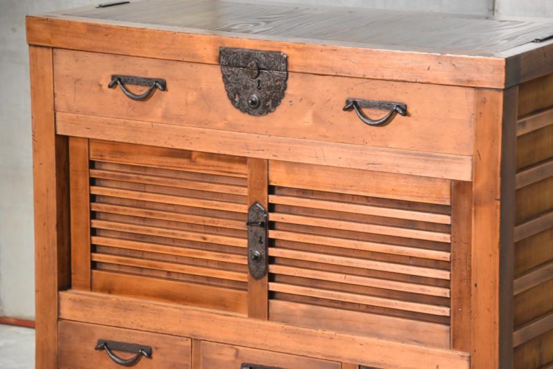Choba Dansu Traditional Japanese Merchant Chest Width:890mm - Image 9