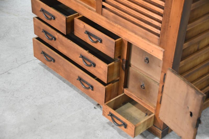 Choba Dansu Traditional Japanese Merchant Chest Width:890mm - Image 4