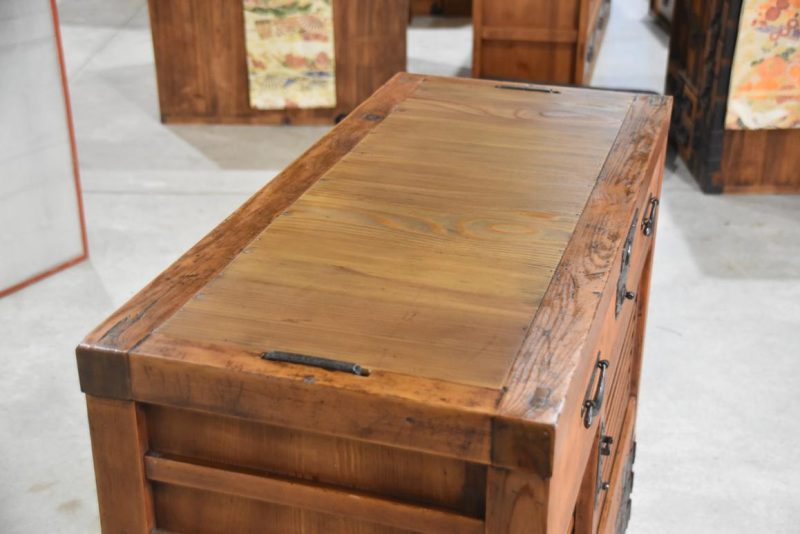 Choba Dansu Traditional Japanese Merchant Chest Width:890mm - Image 2