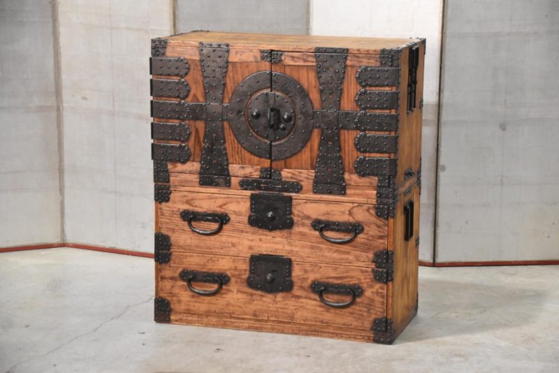 Antique Japanese Kannon Biraki Isho Tansu Clothing Chest 2 Sections Width: 905mm