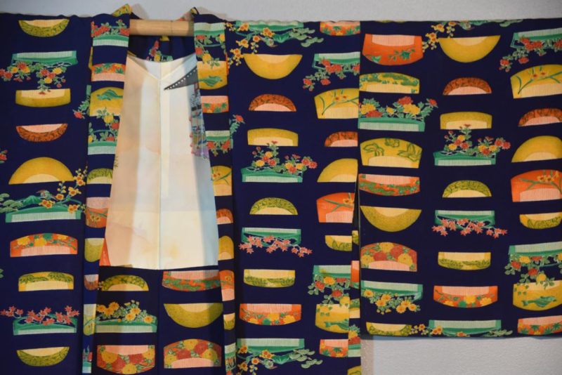 Vintage Japanese Crepe Silk Haori Jacket - Image 8