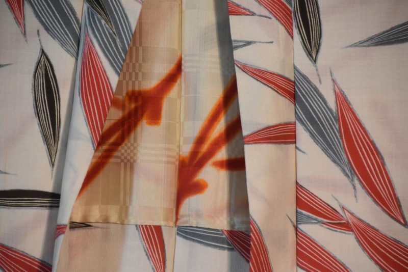 Vintage Japanese Silk Haori Jacket - Image 4