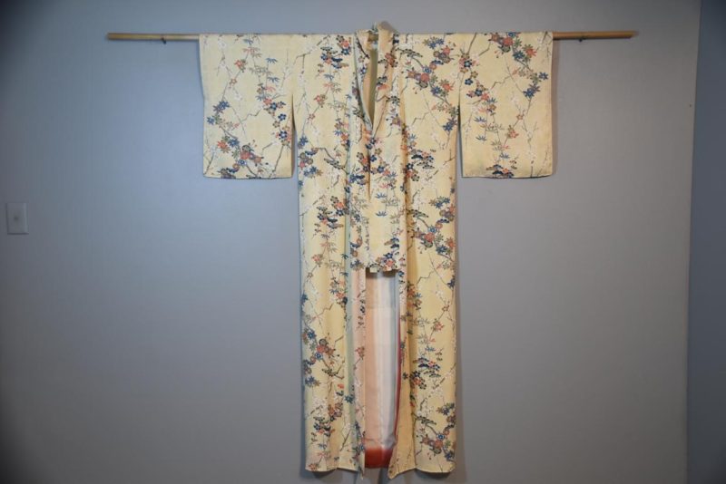 Japanese Vintage Silk Kimono - Image 3