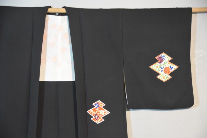 Vintage Japanese Silk Haori Jacket - Image 4