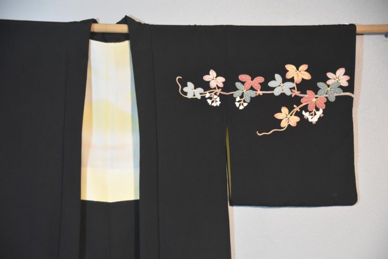 Vintage Japanese Silk Haori Jacket - Image 4