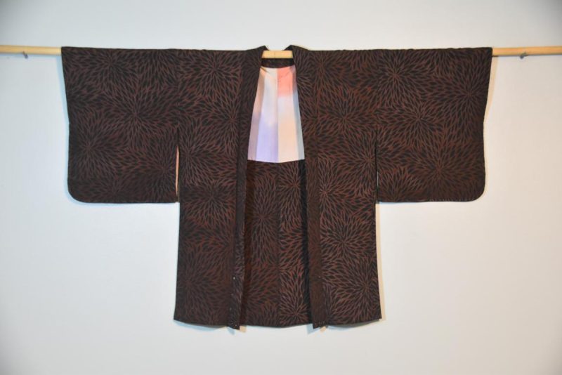 Vintage Black Silk Haori Jacket with Red Lacquered Threads - Image 5