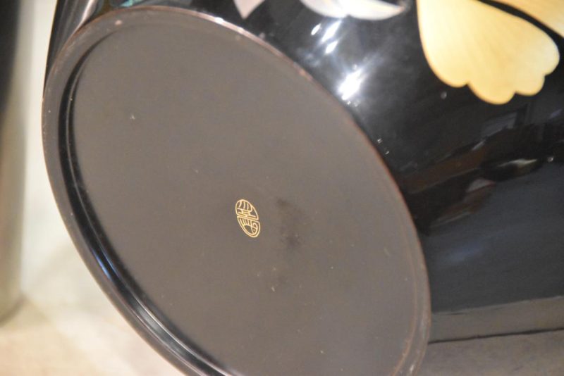 Lacquer Vase Width:240mm - Image 3