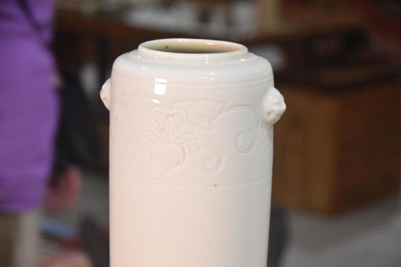 Hakuji Ceramic Vase - Image 2