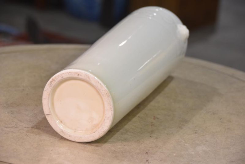 Hakuji Ceramic Vase - Image 4
