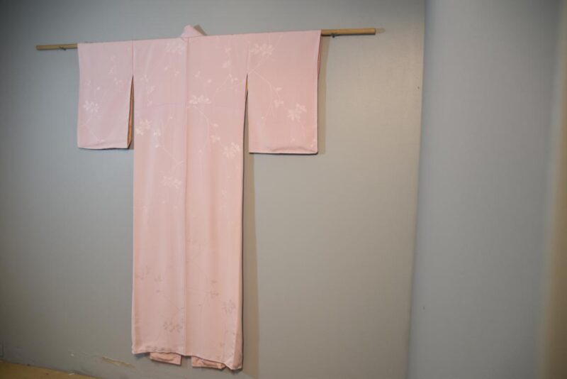 Japanese Vintage Silk Jacquard Kimono - Image 8