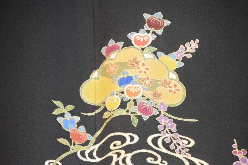 Japanese Vintage Silk Tomosode Kimono - Image 11