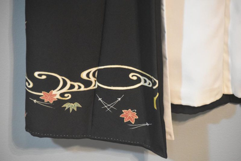 Japanese Vintage Silk Tomosode Kimono - Image 9