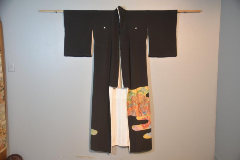 Japanese Vintage Silk Tomosode Kimono - Image 5