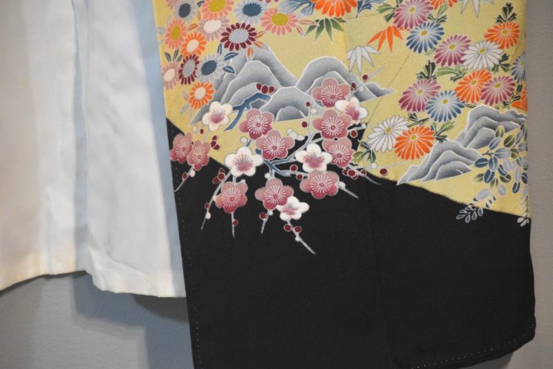 Japanese Vintage Silk Tomosode Kimono - Image 7
