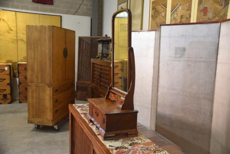 Japanese Kyodai Vanity Chest and Mirror - Image 5